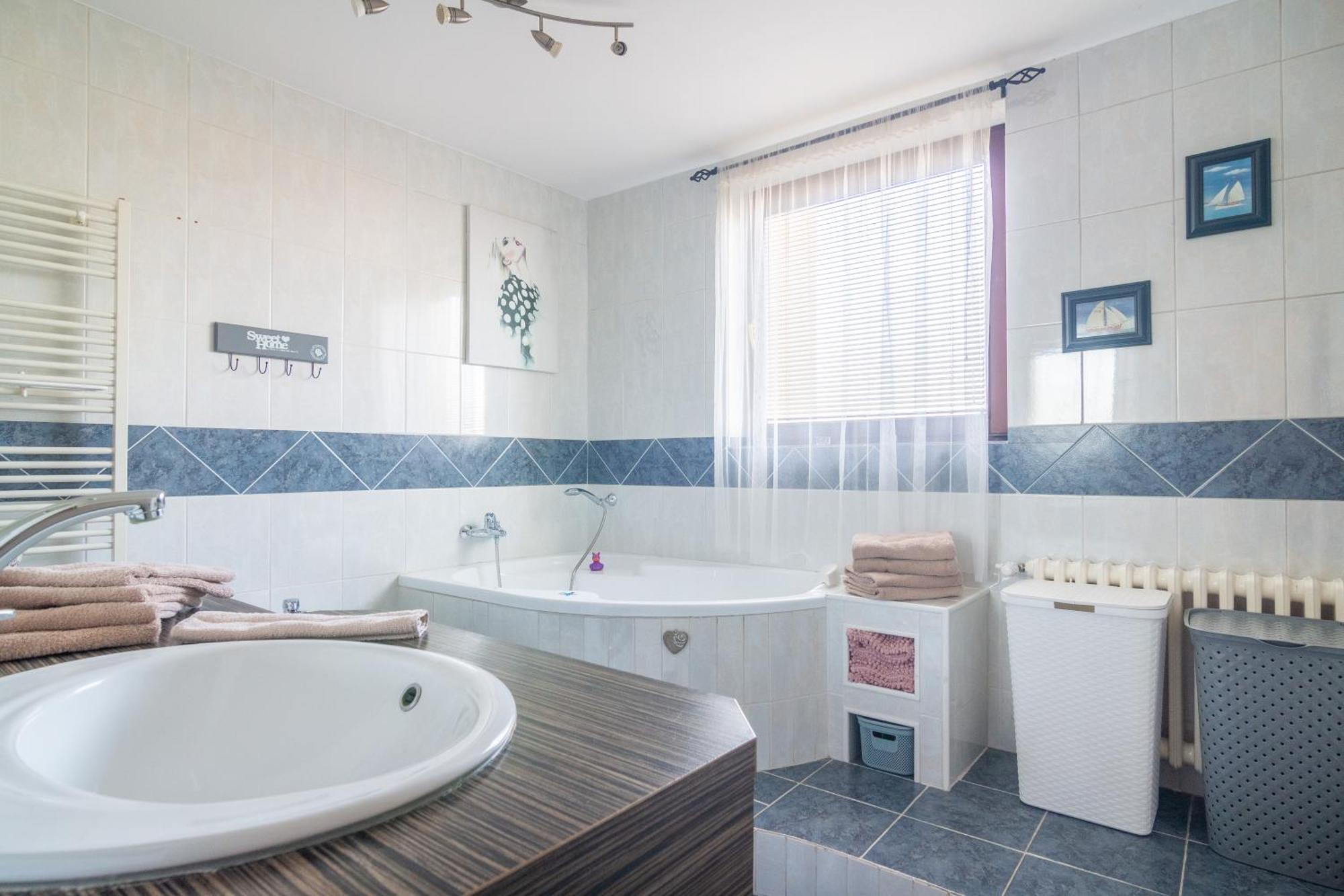 Apartman U Nas Doma Břeclav Buitenkant foto